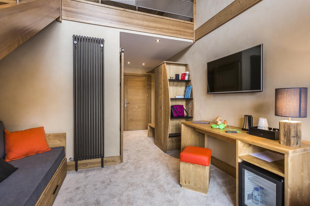Hotel Saint Charles Val Cenis Lanslebourg-Mont-Cenis Zewnętrze zdjęcie